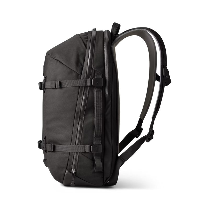 CROSSROADS® 27L BACKPACK - NEGRO