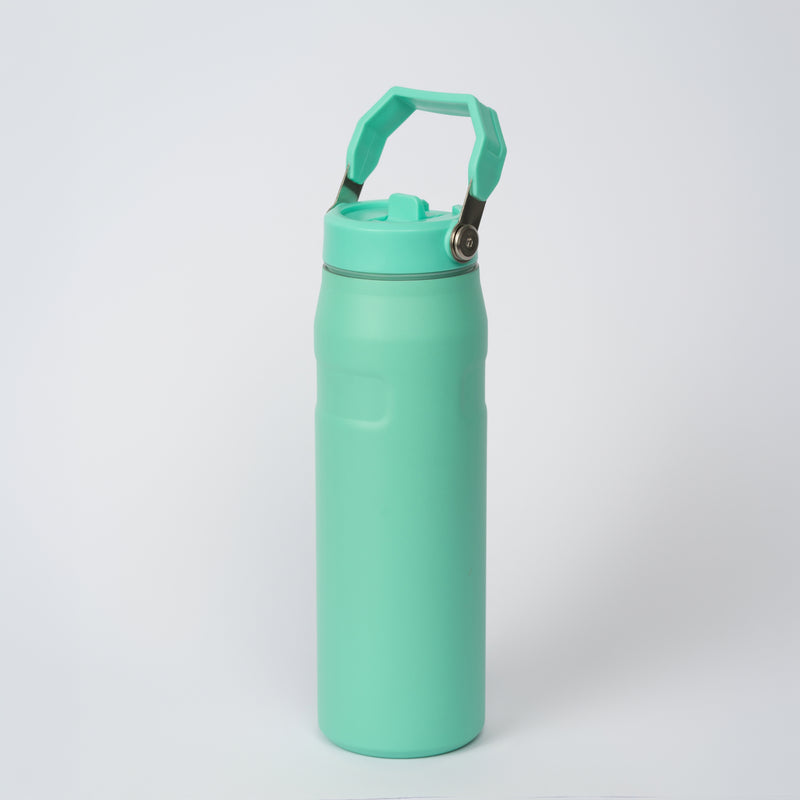 GENERICO 24 OZ FLIP STRAW BOTTLE