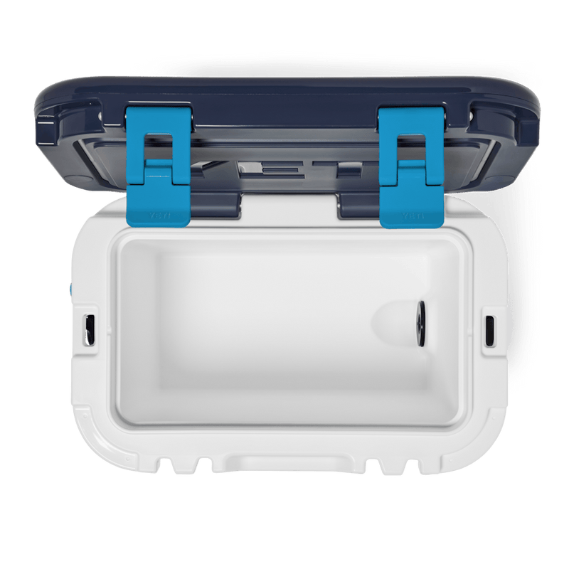 ROADIE® 15 HARD COOLER - WHITE/BLUE
