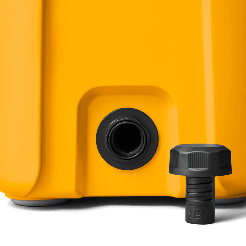 ROADIE® 15 HARD COOLER - ALPHINE YELLOW