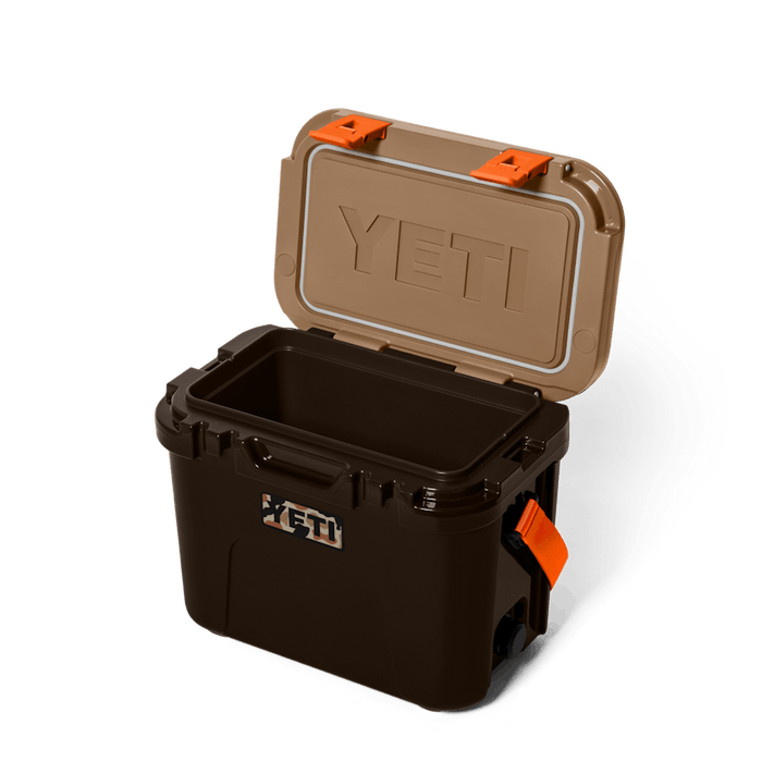 ROADIE® 15 HARD COOLER - WETLANDS/CAMO
