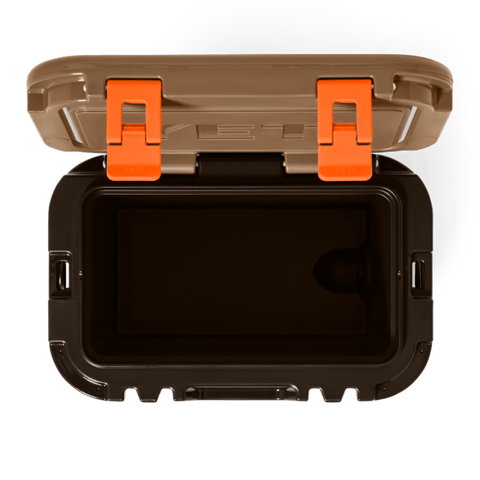 ROADIE® 15 HARD COOLER - WETLANDS/CAMO