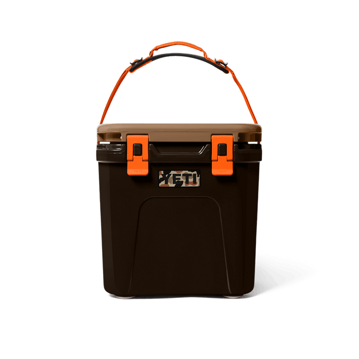 ROADIE® 24 HARD COOLER - WETLANDS/CAMO