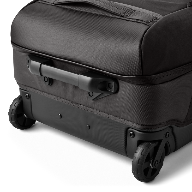 CROSSROADS® 29"/73L WHEELED LUGGAGE - NEGRO