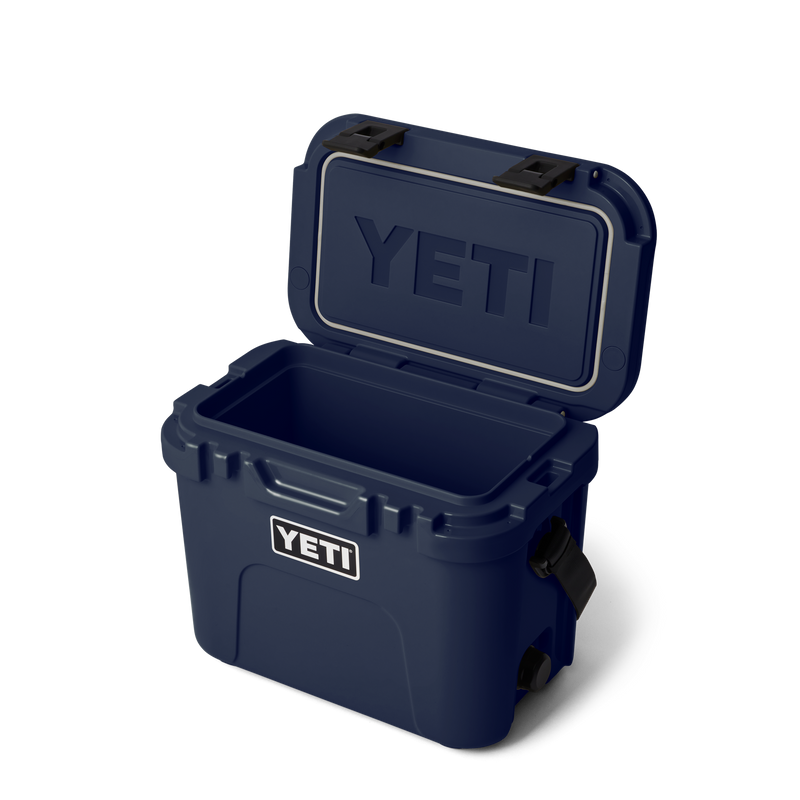 ROADIE® 15 HARD COOLER - NAVY
