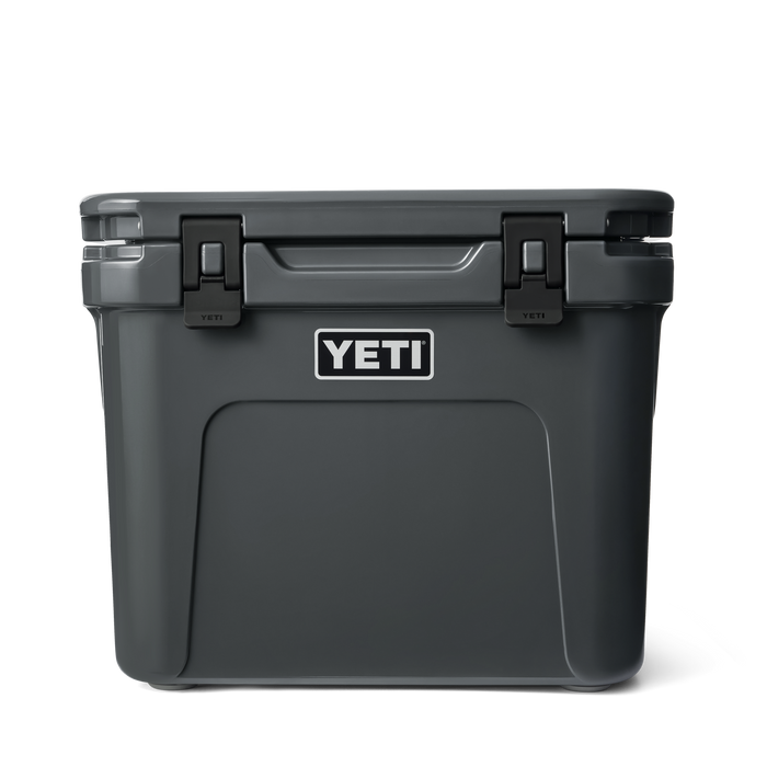 ROADIE® 32 WHEELED COOLER - CHARCOAL