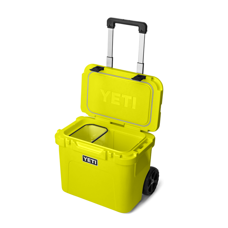 ROADIE® 32 WHEELED COOLER - FIREFLY YELLOW