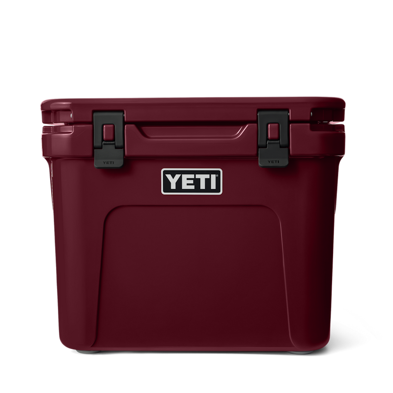 ROADIE® 32 WHEELED COOLER - WILD VINE RED