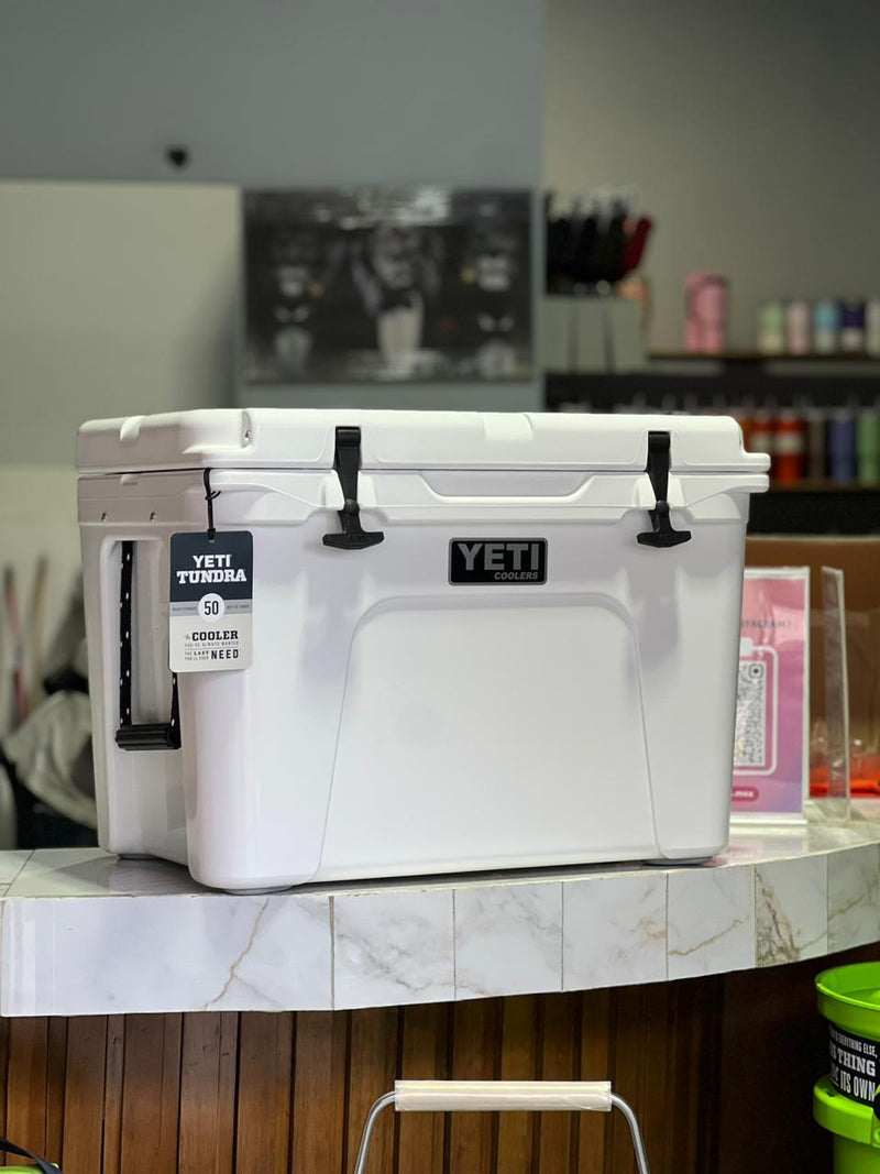 TUNDRA® 50  HARD COOLER - BLANCA