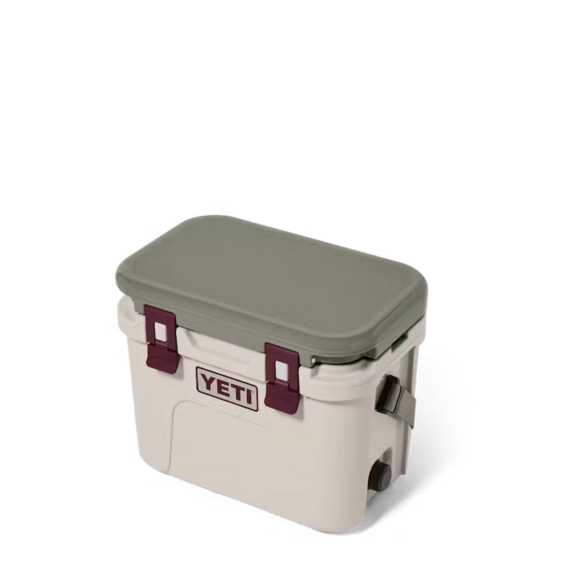ROADIE® 15 HARD COOLER - ASPEN / PAMPA / VINE