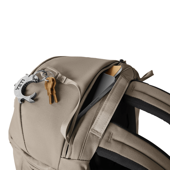 RANCHERO™ 18L BACKPACK - CAPE TAUPE